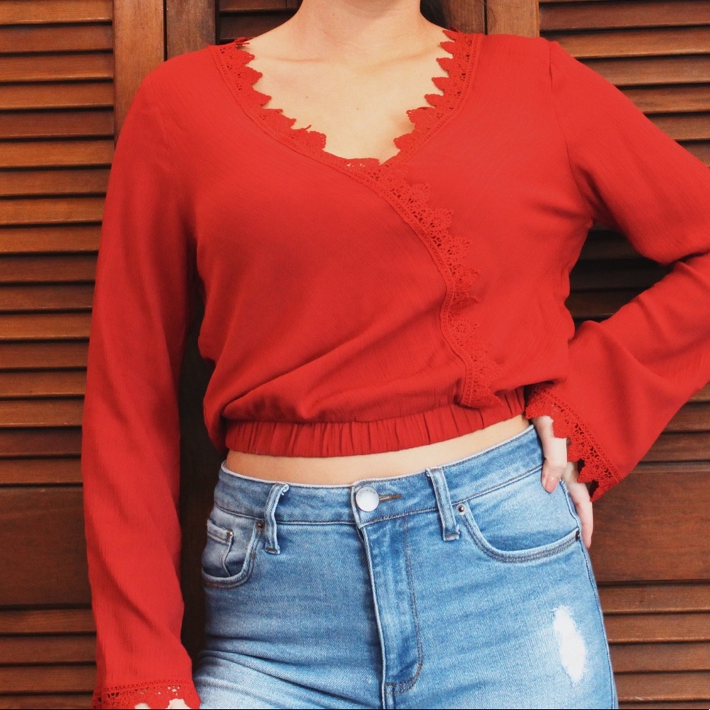 Long sleeve flow top